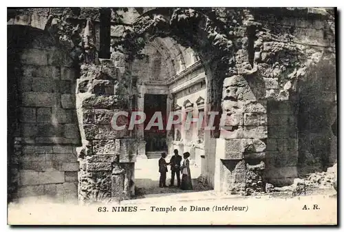 Cartes postales Nimes Temple de Diane interieur