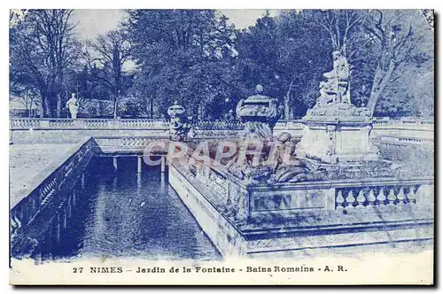 Ansichtskarte AK Nimes Jardin de la Fontaine Bains Romains