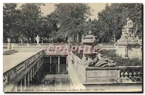 Ansichtskarte AK Nimes le jardin de la Fontaine les Bains Romains