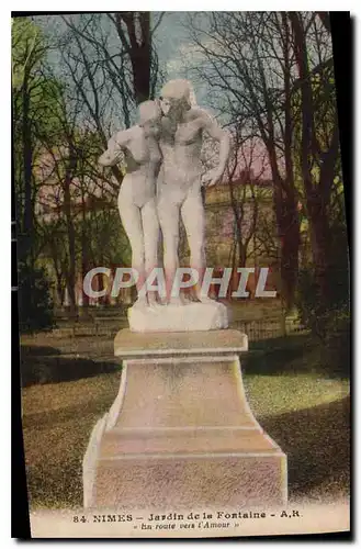 Cartes postales Nimes Jardin de la Fontaine En Route vers l'Amour