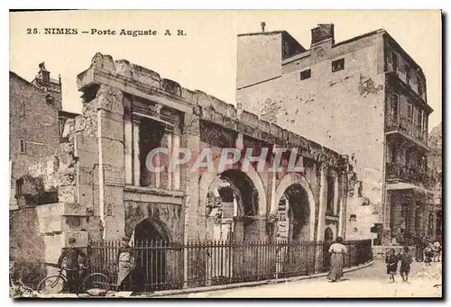 Cartes postales Nimes Porte Auguste