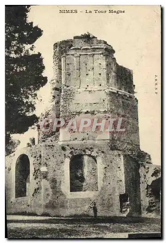 Cartes postales Nimes la Tour Magne