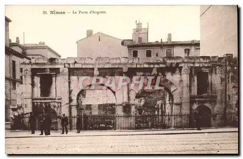 Ansichtskarte AK Nimes la Porte d'Auguste