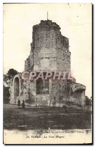 Cartes postales Nimes la Tour Magne