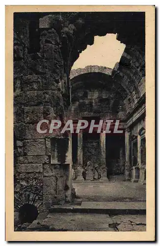 Cartes postales Nimes Gard interieur Temple de Diane