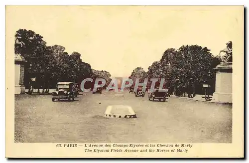 Cartes postales Paris l'Avenue des Champs Elysees et les Chevaux de Marly