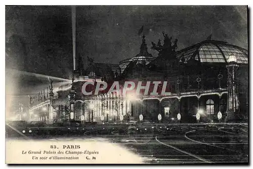 Cartes postales Paris Le Grand Palais des Champs Elysees un soir d'illumination