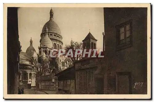 Cartes postales Paris Le Sacre Coeur et le Clocher de l'Eglise Saint Pierre