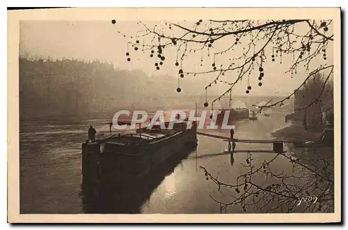 Cartes postales Paris Chalands sur la Seine