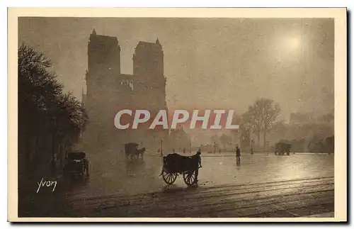 Cartes postales Paris Le Parvis de Notre Dame