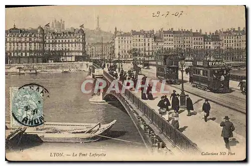 Ansichtskarte AK Lyon Le Pont Lafayette Tramway Byrrh