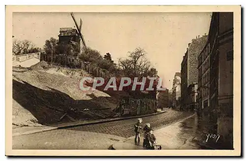 Cartes postales Paris La Rue Lepic et le Moulin de la Galette