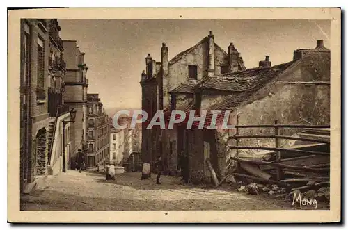 Cartes postales Paris Montmartre La rue du Mont Cenis et la Maison de Mimi Pinson a droite