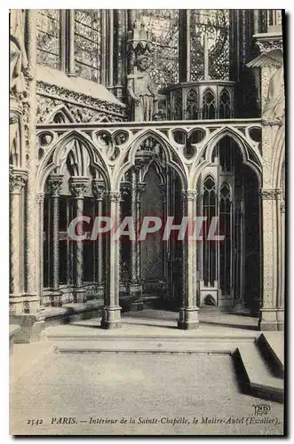 Cartes postales Paris Interieur de la Sainte Chapelle le Maitre Autel Escalier