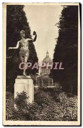 Cartes postales Paris jardin du Luxemnbourg au Fond le Pantheon