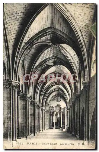 Cartes postales Paris Notre Dame Nef Laterale