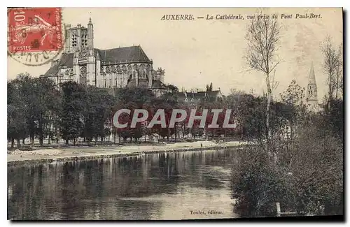 Ansichtskarte AK Auxerre La Cathedrale vue prise du Pont Paul Bert