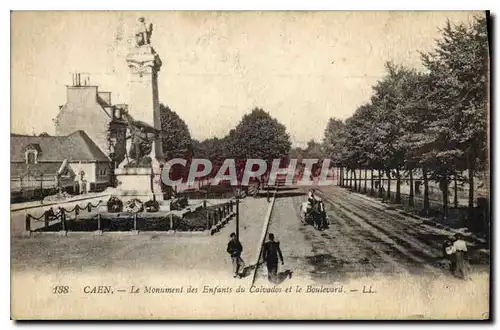 Ansichtskarte AK Caen Le Monument des Enfants du Calvados et le Boulevard