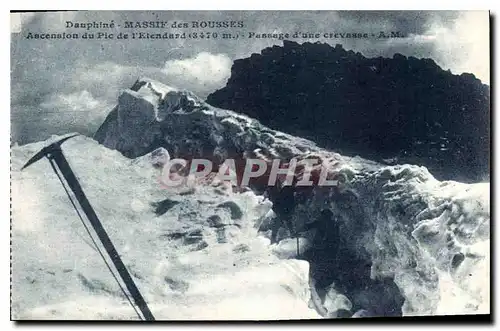 Ansichtskarte AK Dauphine Massif des Rousses Ascenalon du Pic de l'Etendard Passage d'une crevasse
