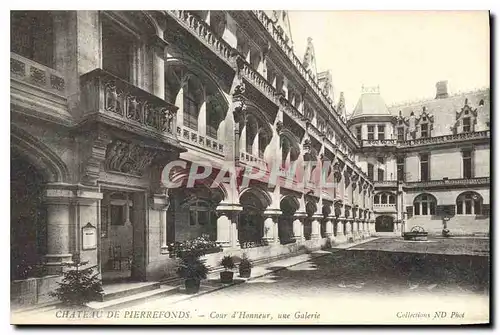 Ansichtskarte AK Chateau de Pierrefonds Cour d'Honneur une Galerie