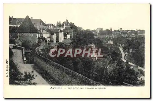 Ansichtskarte AK Avallon Vue prise des anciens remparts