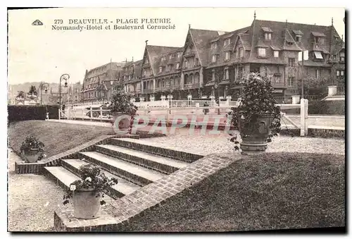 Cartes postales Deauville Plage Fleurie Normandy Hotel et Boulevard Cornuche