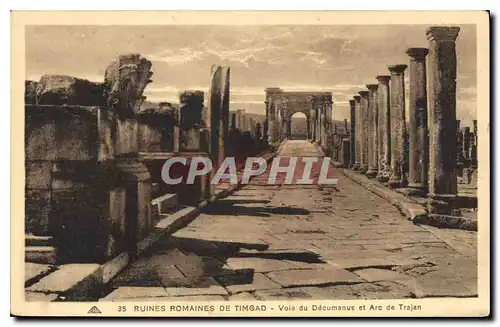 Cartes postales Ruines Romaines de Timgad Voia du Decumanus et Arc de Trajan