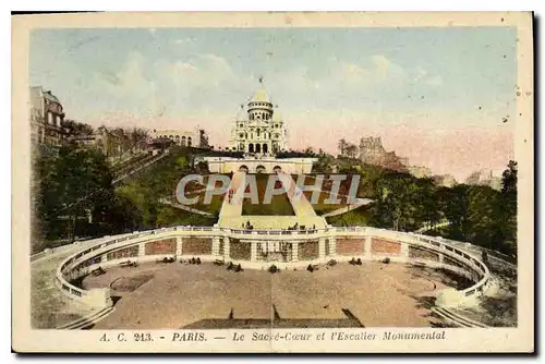 Cartes postales Paris Le Sacre Coeur et l'Escalier Monumental