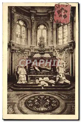 Cartes postales Chapelle et Chasse de Sainte Therese de l'Enfant Jesus au Carmel de Lisieux dues envierement aux
