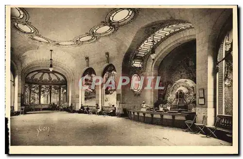 Cartes postales Vichy Allier le Hall et le Buvette des Celestins