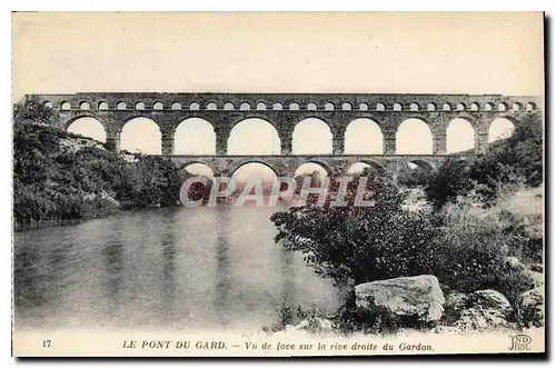 Cartes postales Le Pont du Gard vu de face sur la rive droite du Gardon