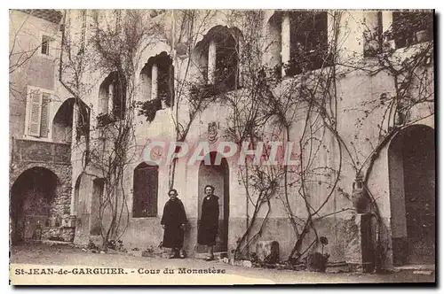 Cartes postales St Jean de Garguier Cour du Monastere