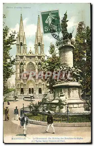 Cartes postales Marseille Le Monument des Mobiles des Bouches du Rhone et l'Eglise Saint Vincent de Paul