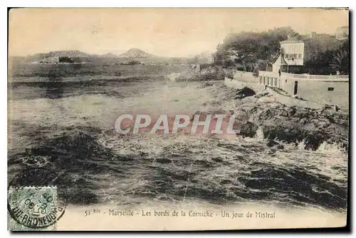 Cartes postales Marseille Les bords de la Corniche un jour de Mistral