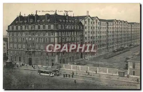 Cartes postales Marseille Les Docks