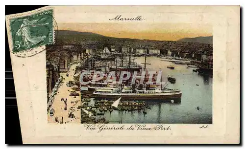 Ansichtskarte AK Marseille vue generale du Vieux Port Bateaux