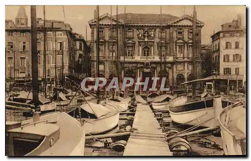 Ansichtskarte AK Marseille L'Hotel de Ville et Cale des Barques