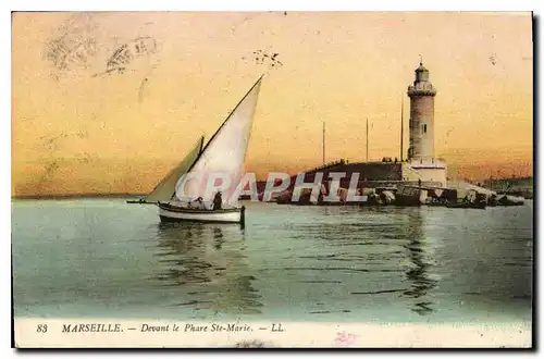 Cartes postales Marseille devant le Phare Ste Marie