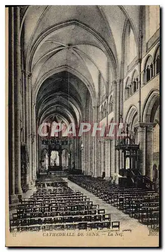 Cartes postales Cathedrale de Sens La Nef