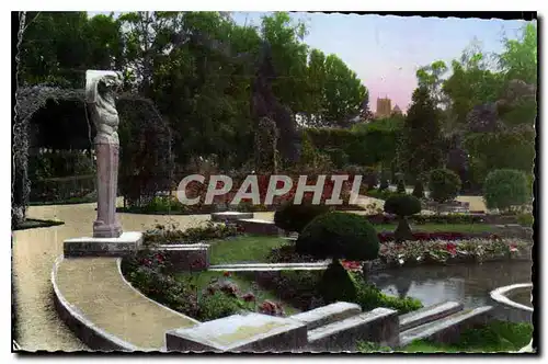 Cartes postales Bourges Cher Jardin des Pres Fichaux Un Coin de la Roseraie Le Dieu Pan