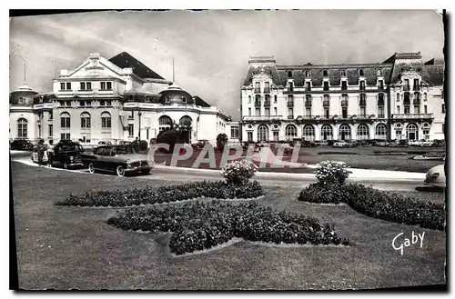 Ansichtskarte AK Cabourg Calvados Le Casino et le Grand Hotel