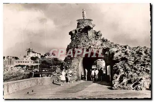 Ansichtskarte AK En Pays Basque Biarritz Basses Pyrenees La Rocher de la Vierge