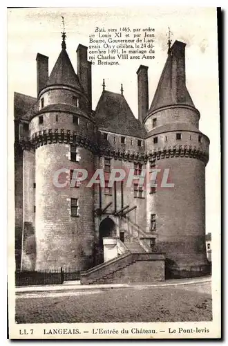 Cartes postales Langeais L'Entree du Chateau Le Pont Levis