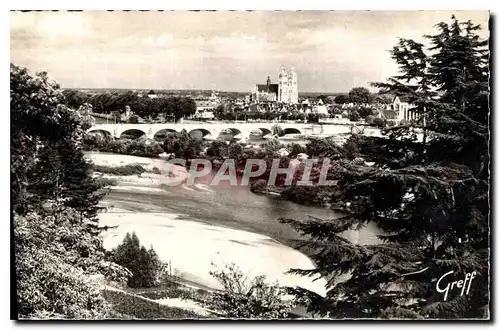 Cartes postales Tours Indre et Loire La Loire la Cathedrale et le Pont de pierre