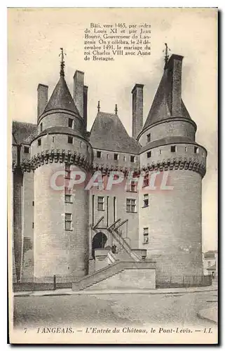 Cartes postales Langeais L'Entree du Chateau Le Pont Levis