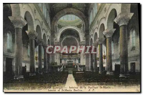 Cartes postales Tours Interieur de la Basilique St Martin