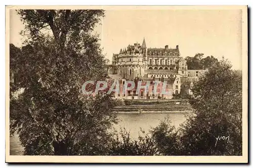 Cartes postales Le Chateau d'Amboise vu des bords de la Loire