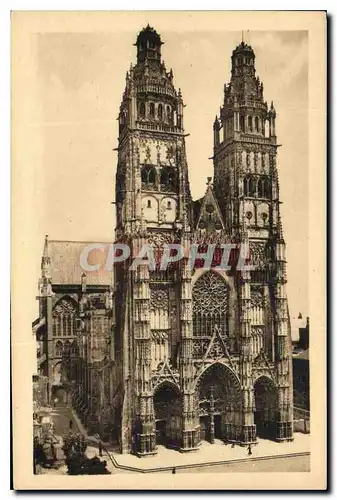 Ansichtskarte AK Tours I et L la Cathedrale St Gatien mon hist XV et XVI S commencee vers 1170 terminee vers 1507