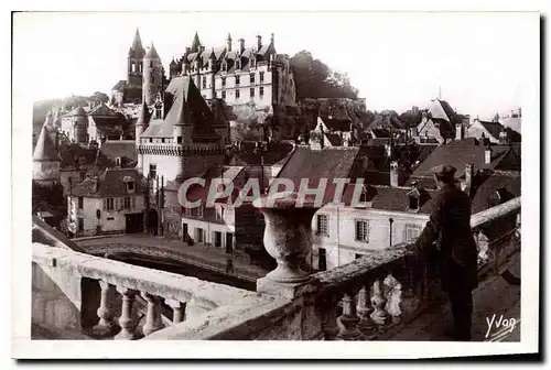 Cartes postales Chateaux de la Loire Chateau de Loches le Chateau Royal et la Porte des Cordellers