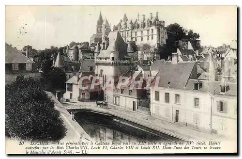 Cartes postales Louches vue generale vers le Chateau Royal Bati au XII siecle et agrandi au XV siecle